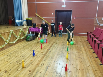 ВЕСЁЛАЯ НОВОГОДНЯЯ ЭСТАФЕТА.