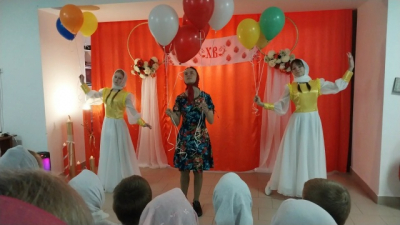12 апреля участницы танцевальной группы СК «Капустник» — «Рубин» выступили на праздничном концерте, посвящённом Светлому Празднику Пасхи.
