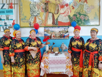 В преддверии светлого праздника Пасхи в Малоскареднском СДК открылась выставка пасхальных поделок «Пасхальное чудо».