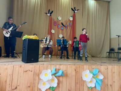 Прошла очередная репетиция кружка ансамбля народных инструментов «Мелодия».