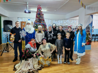 «Новогодние приключения в Новоберезовском СДК»